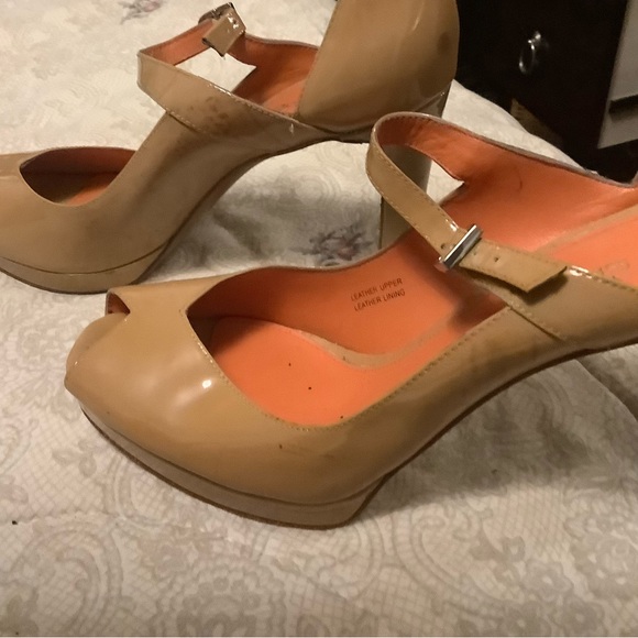 Via Spiga tan open toe heels - Picture 6 of 9